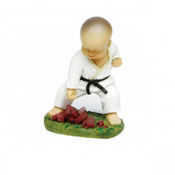 Karate Figure ( Breaking Boards )  - H920